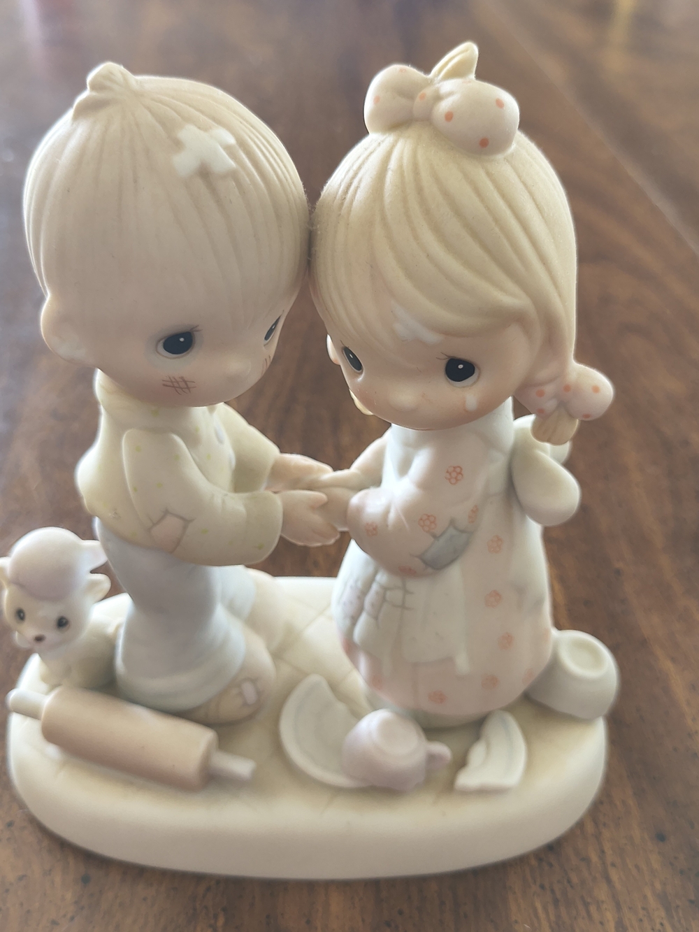 Precious Moments Porcelain Figurine Knickknack 1982 Forgiving Is Forgetting